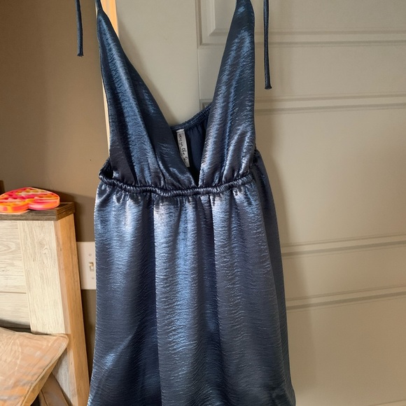 Lucy in the sky skye shoulder tie dress in denim - Picture 2 of 4